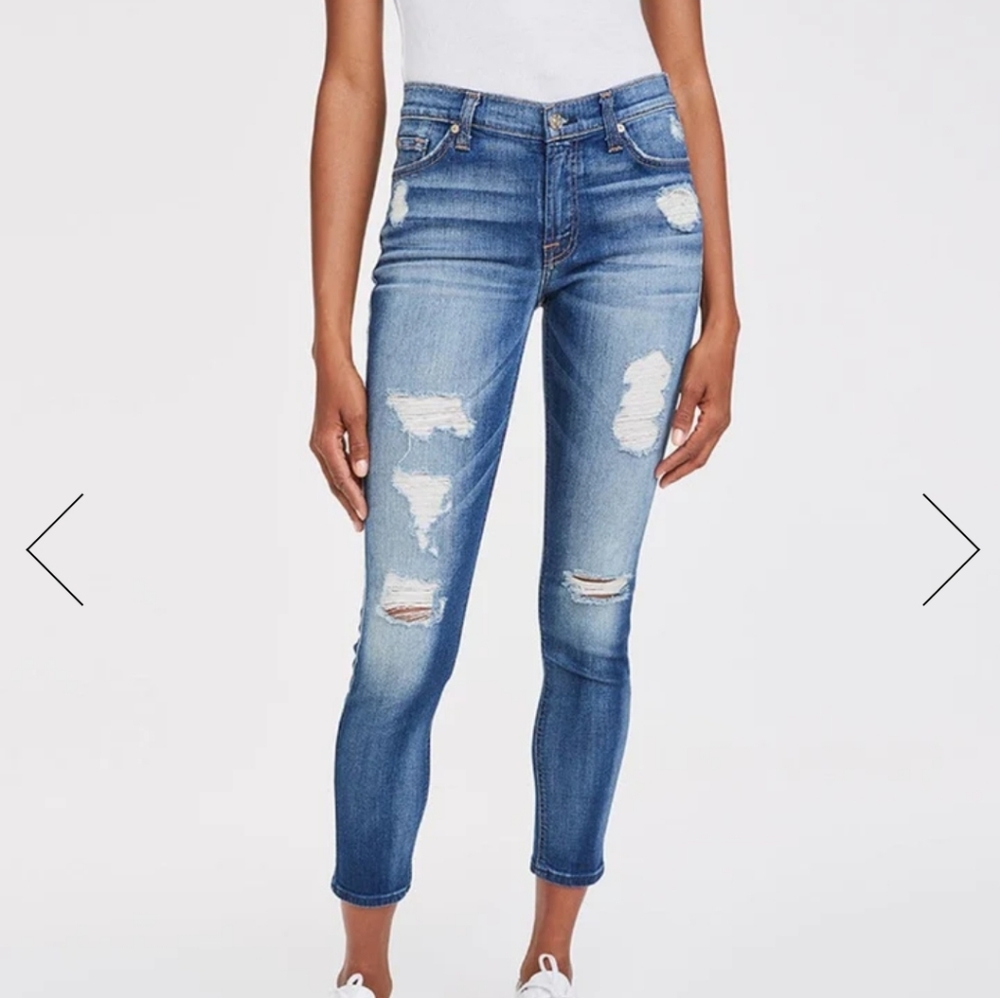 ANKLE SKINNY WITH DESTROY IN DISTRESSED DARK
